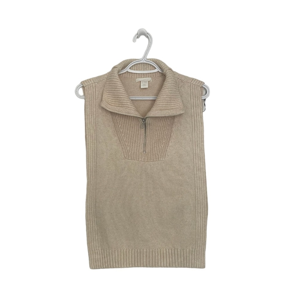 Worn 3 times, no sleeves